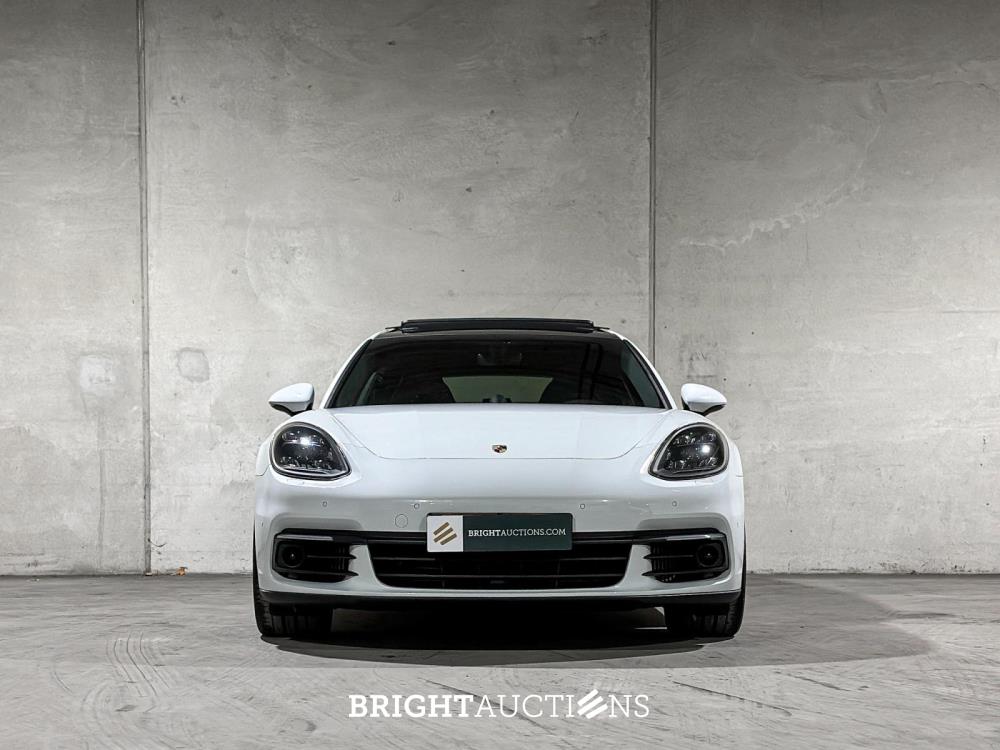 Porsche Panamera Sport Turismo  4 E-Hybrid 2.9 V6 462pk 2018, L-703-KR
