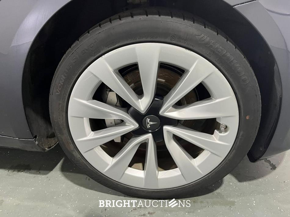 Tesla Model 3 Standard RWD Plus 60 kWh 238pk 2023 (Origineel-NL), S-225-TN