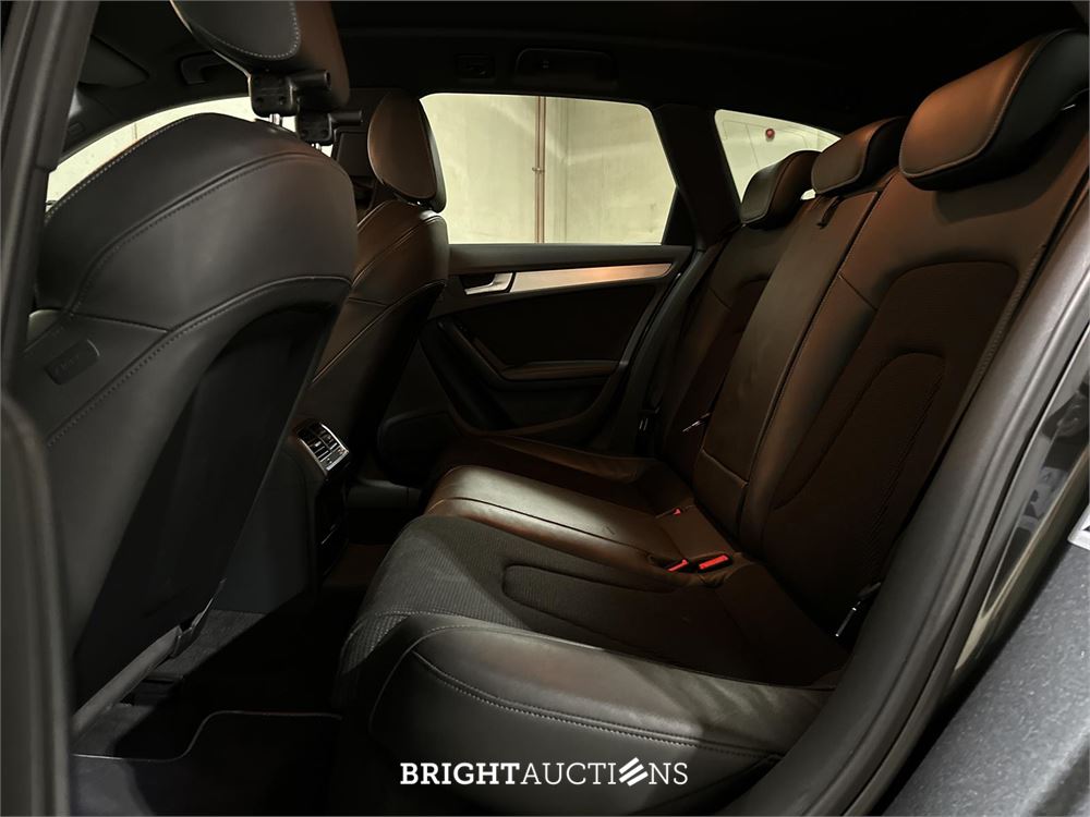 Audi A4 Avant 1.8 TFSI S Edition 120pk 2013 (Origineel-NL), 26-ZRP-1