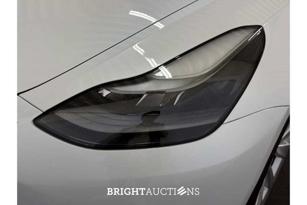 Tesla Model 3 Standard RWD Plus 60 kWh 238pk 2021 (Origineel-NL), N-008-RP