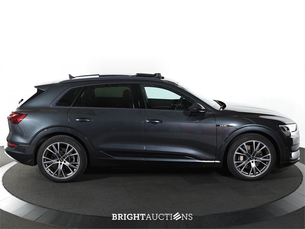 Audi e-tron 55 Advanced edition Plus Quattro 95 kWh 2022 (Origineel-NL), R-522-GX