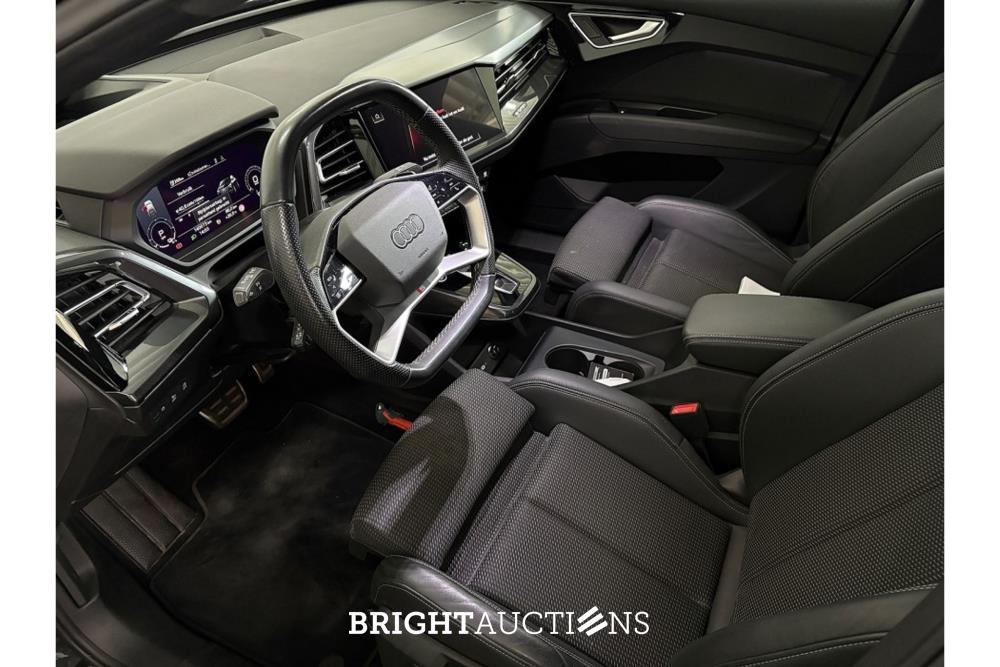Audi Q4 Sportback 40 Launch edition S Competition 77 kWh 204pk 2022 (Origineel-NL), P-433-PR
