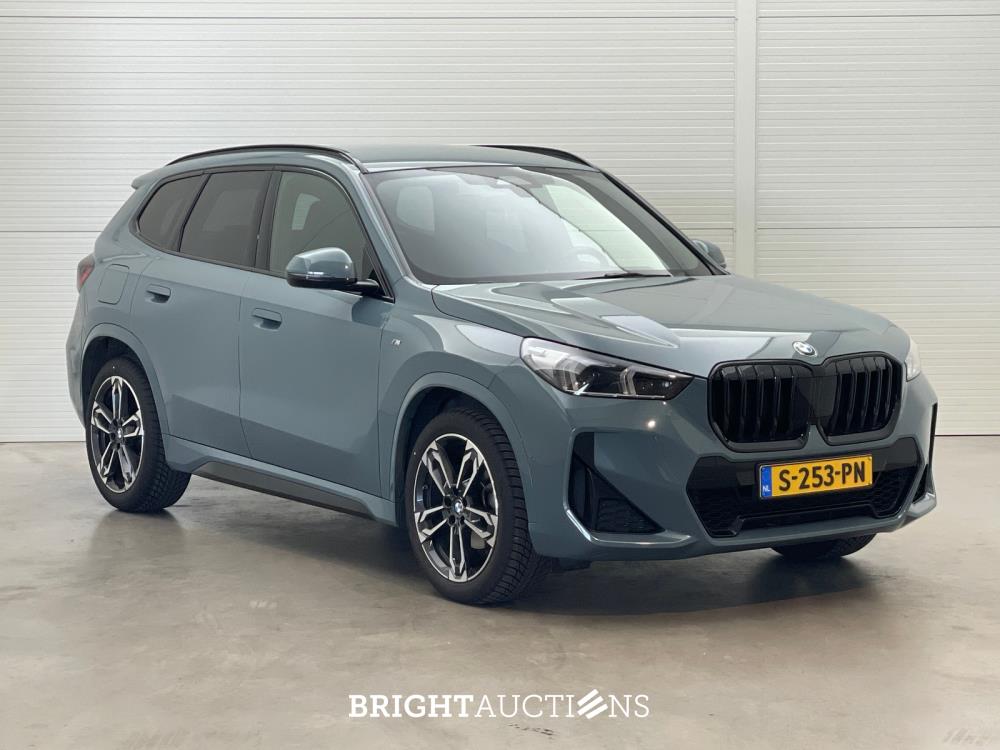 BMW X1 sDrive18i 136pk 2023 (Origineel-NL), S-253-PN