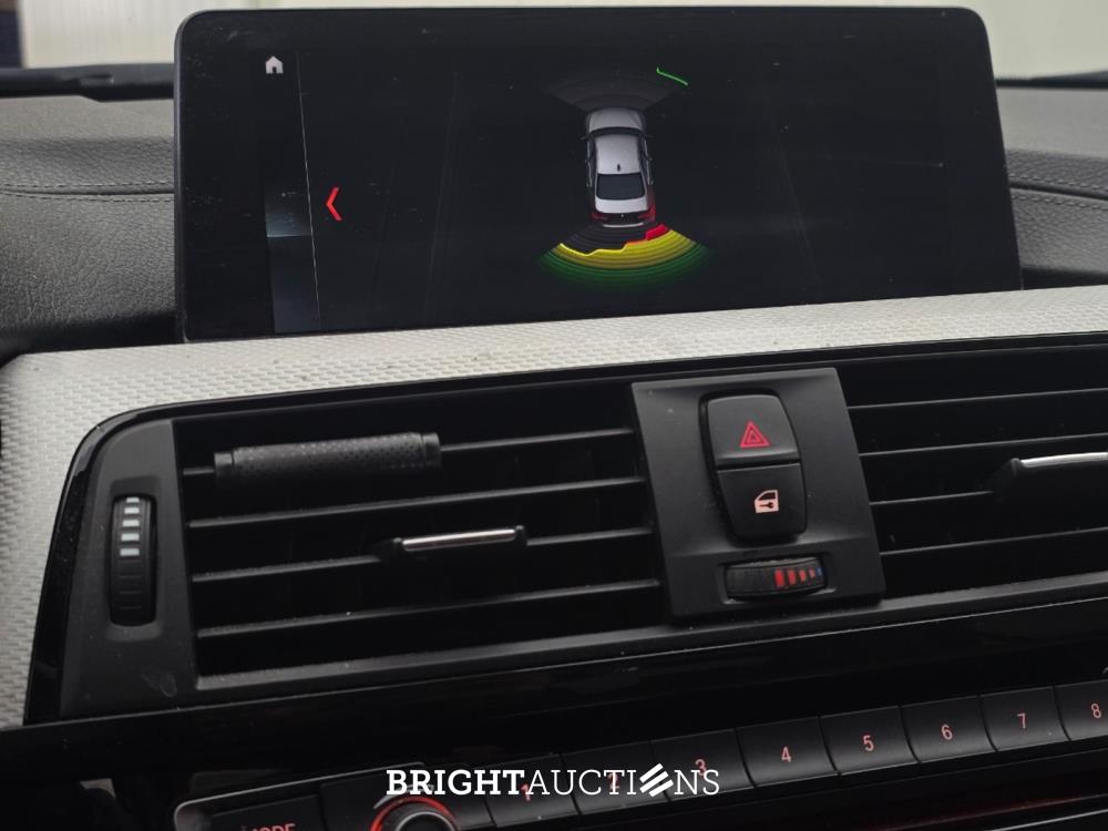 BMW 3-serie M Sport Edition 136pk 2018 (Origineel-NL), TV-084-P