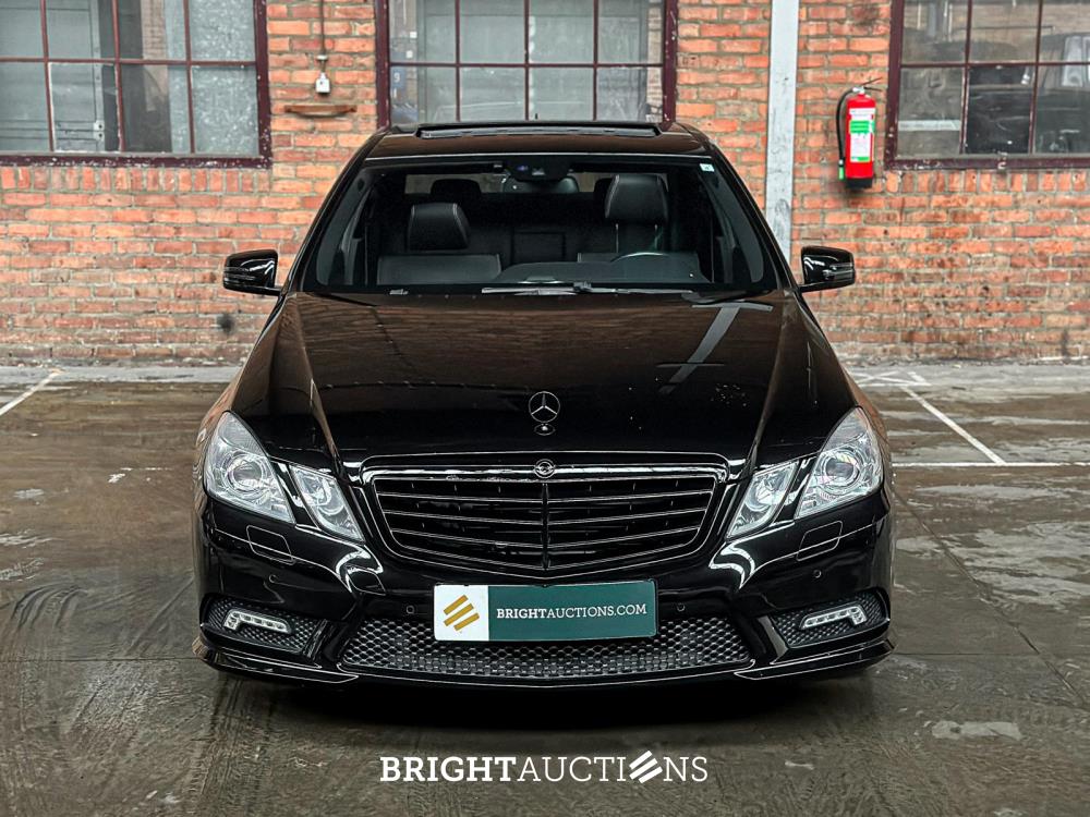 Mercedes-Benz E500 AMG 5.5 V8 388pk 2010 E-Klasse Youngtimer
