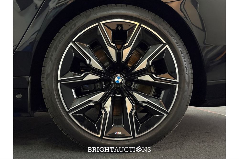 BMW i7 M70 xDrive 106 kWh 2024 (Origineel-NL), GJJ-06-B
