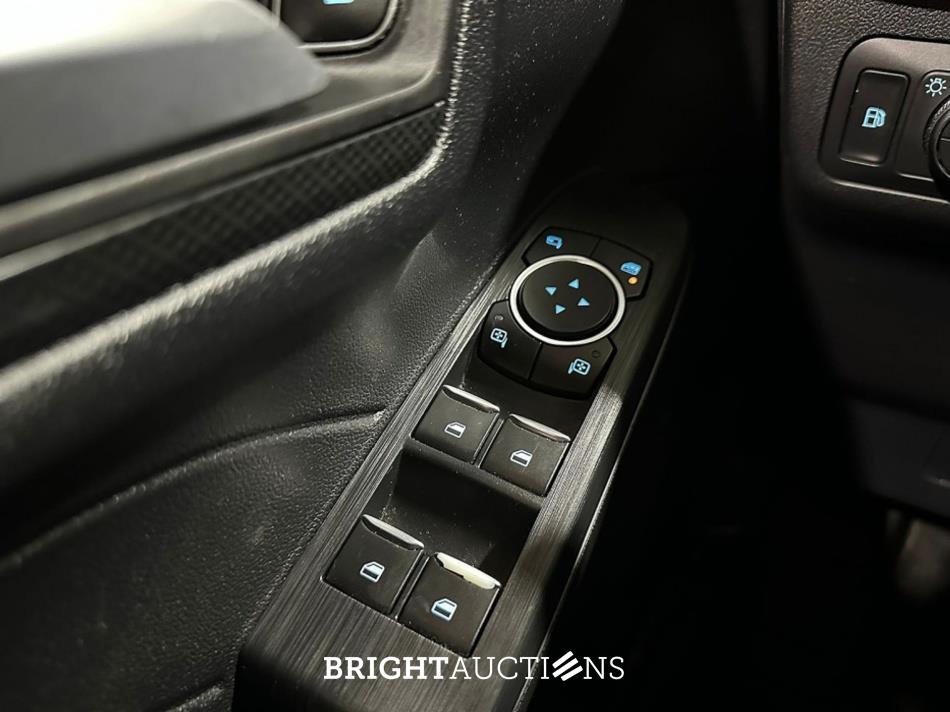 Ford Kuga 2.5 PHEV ST-Line 152pk 2021(Origineel-NL), L-467-SX