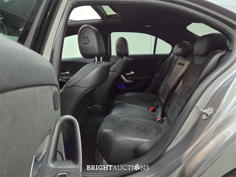 Mercedes-Benz A200 Launch Edition Premium 163pk 2019 (Origineel-NL) A-klasse, ZL-208-H