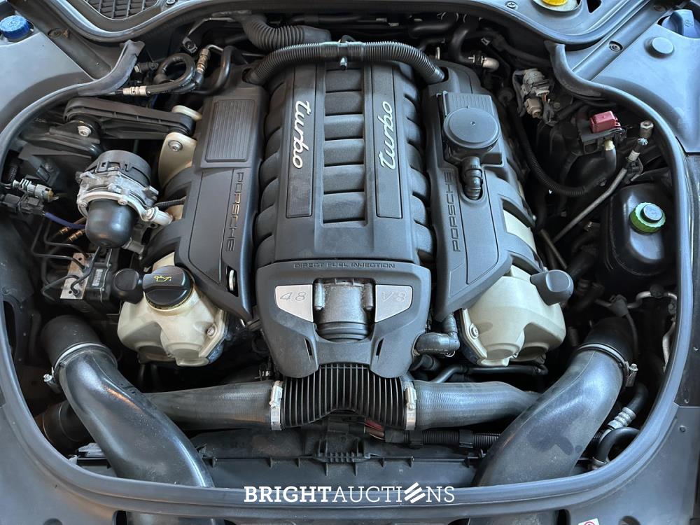 Porsche Panamera Turbo 4.8 V8 500pk 2009 Sport-Chrono, N-110-LT