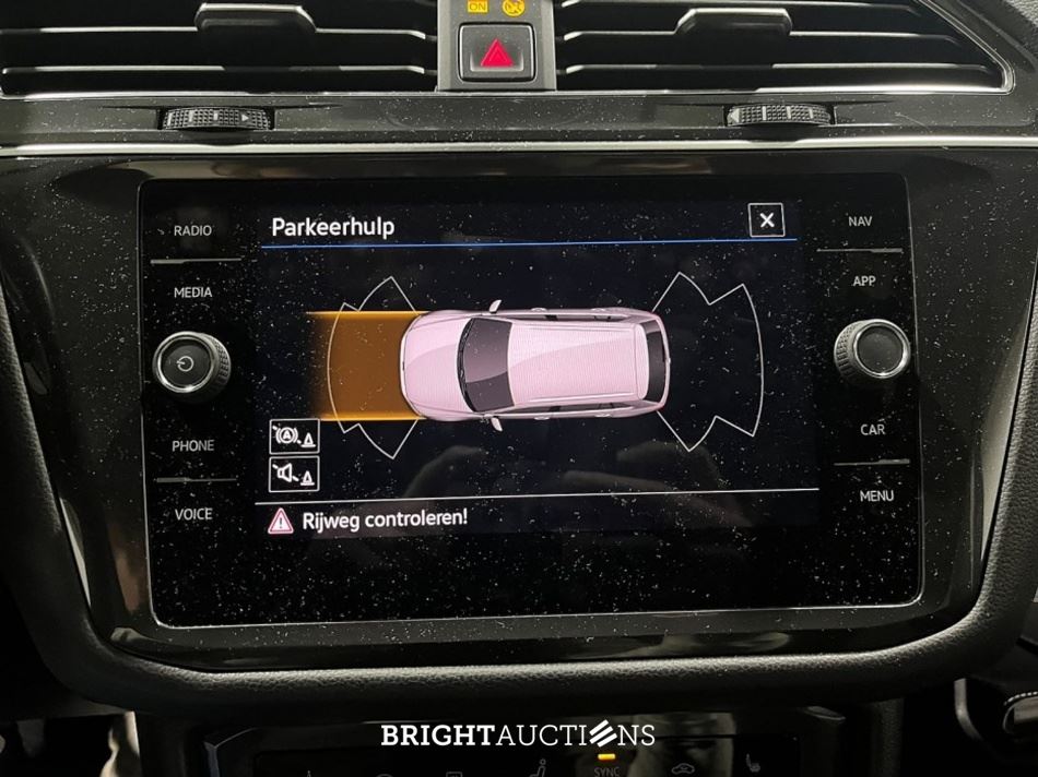 Volkswagen Tiguan Allspace Life Business 1.5 TSI 150pk 2022 (Origineel-NL), R-584-KH