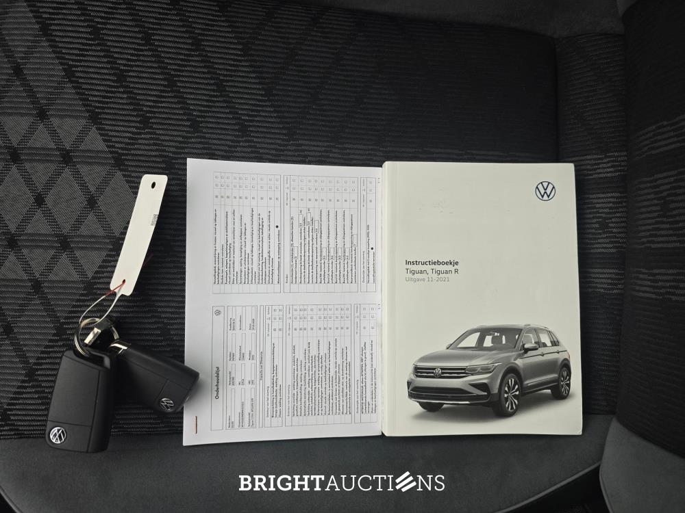 Volkswagen Tiguan R-Line Business 1.5 TSI 150pk 2022 (Origineel-NL), P-973-DF