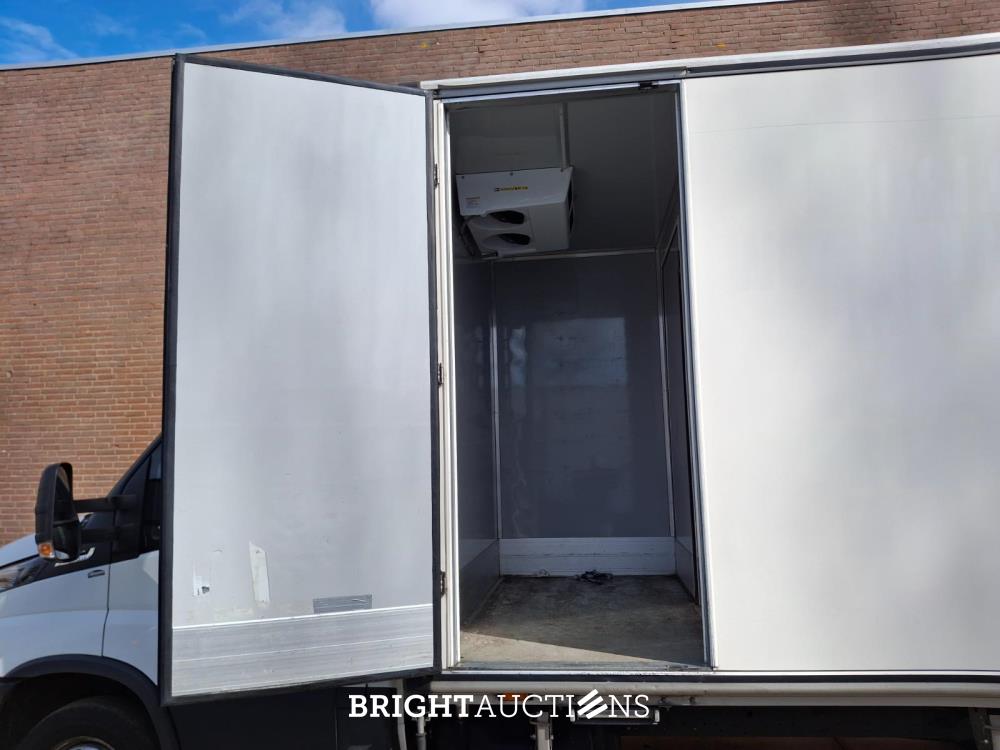 Iveco Daily 50C16 Koelwagen met laadklep 156 pk 2023, 60-BTT-2