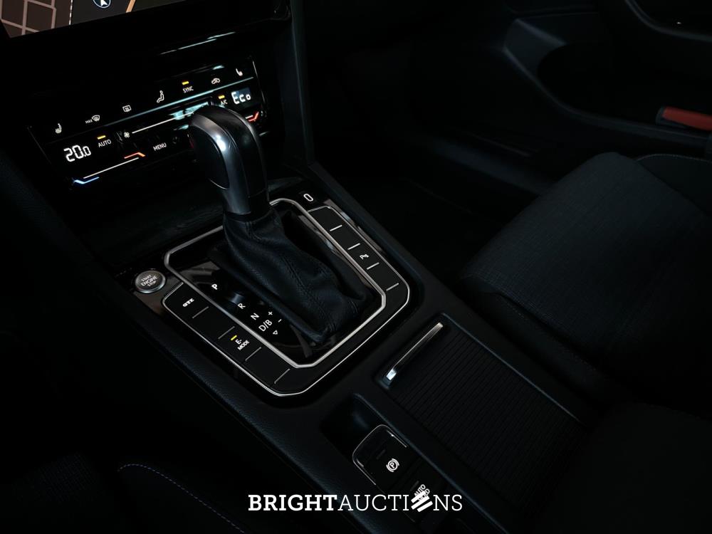 Volkswagen Passat Variant 1.4 TSI PHEV GTE Business 156pk 2021 (Origineel-NL+1e eigenaar), K-814-XG