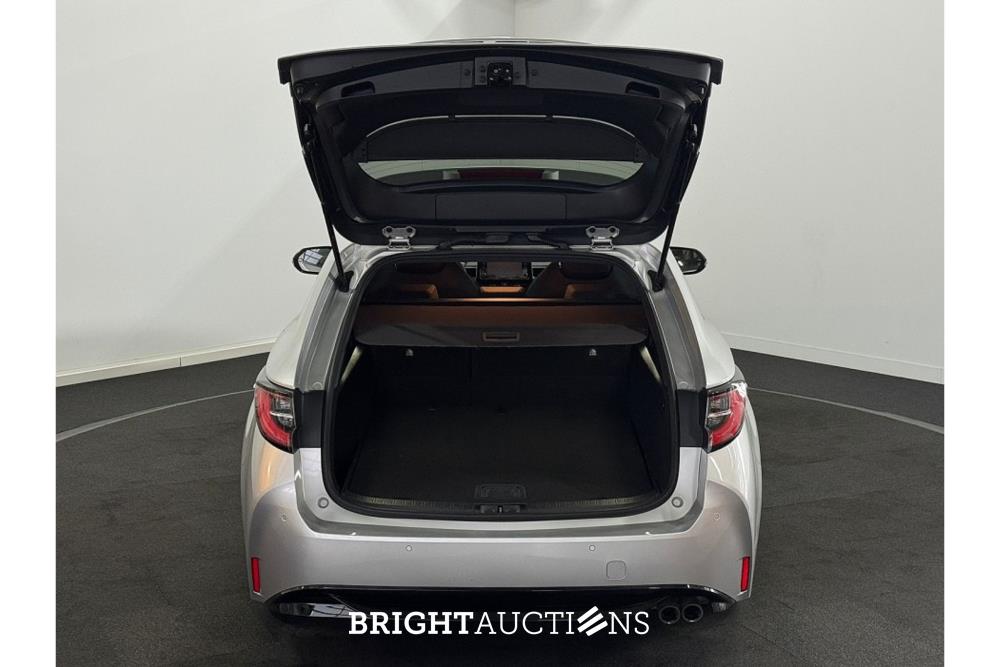 Toyota Corolla Touring Sport Hybrid GR-Sport 2.0 261pk 2021 (Origineel-NL), K-880-PR