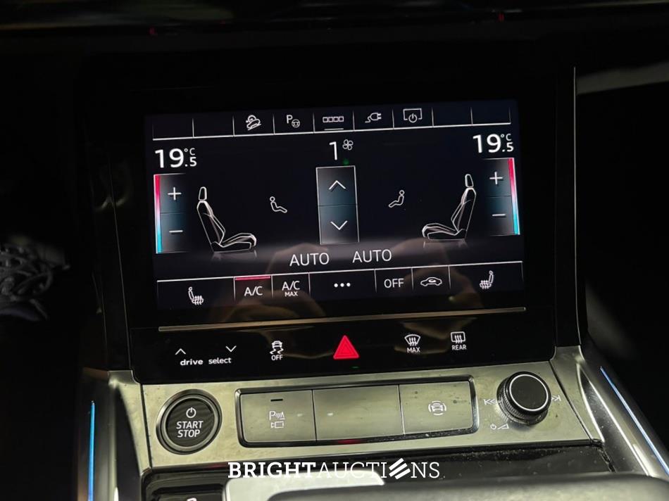 Audi e-tron 55 S edition Quattro 95 kWh 408pk 2021 (Origineel-NL), N-342-LB