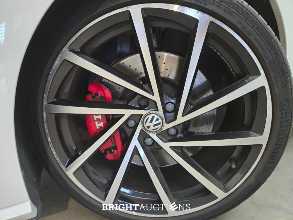 Volkswagen Golf GTI Performance 2.0 TSI 245pk 2017, L-416-LR