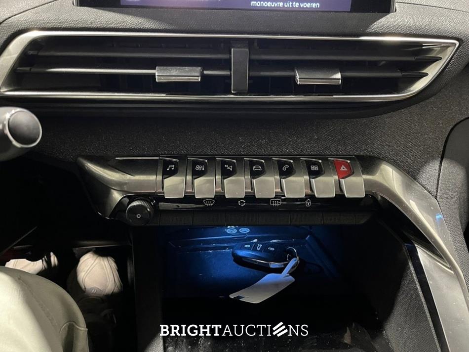 Peugeot 5008 Blue Lease Premium 1.2 PureTech 131pk 2020 (Origineel-NL), J-584-RN