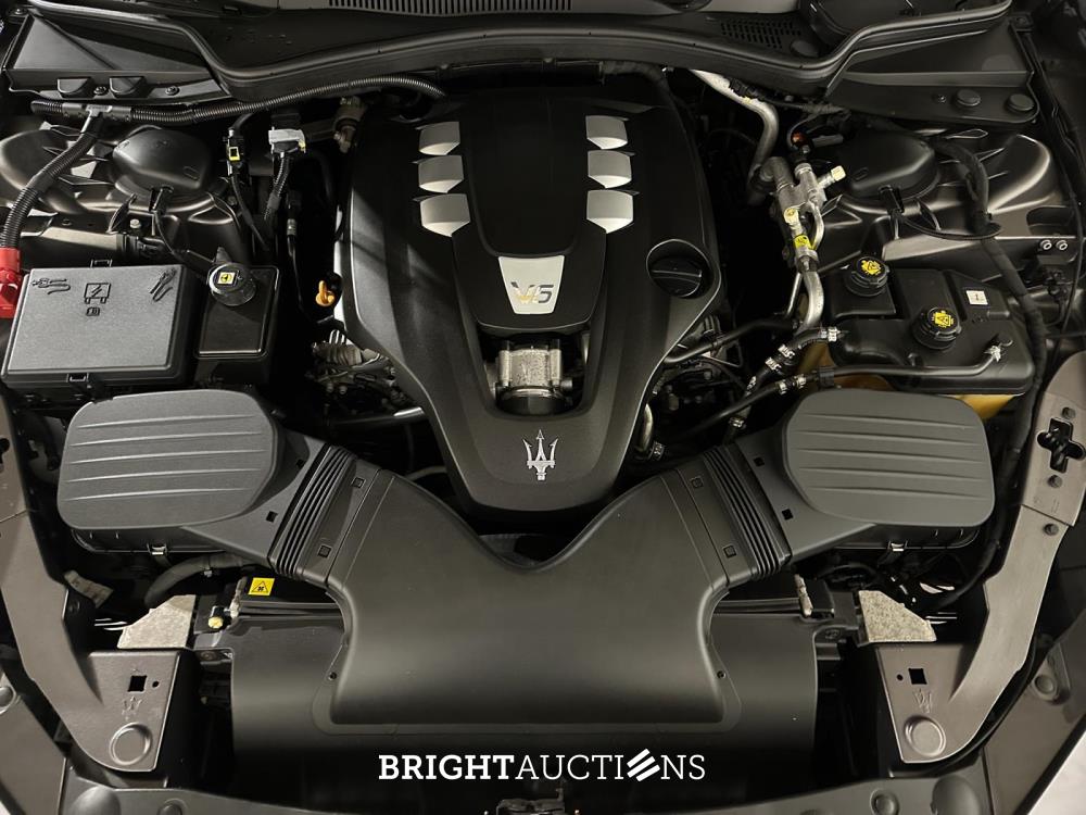 Maserati Ghibli 3.0 V6 330pk 2014 (Origineel-NL), 7-XBS-64