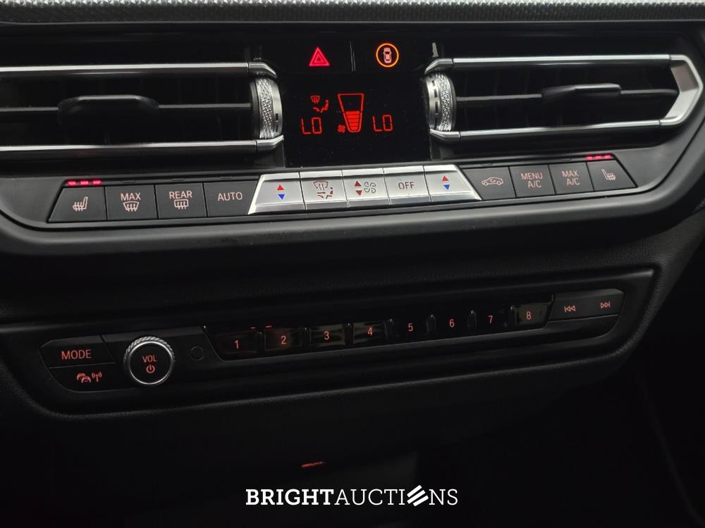 BMW 1-serie High Executive 136pk 2021, N-102-ZN