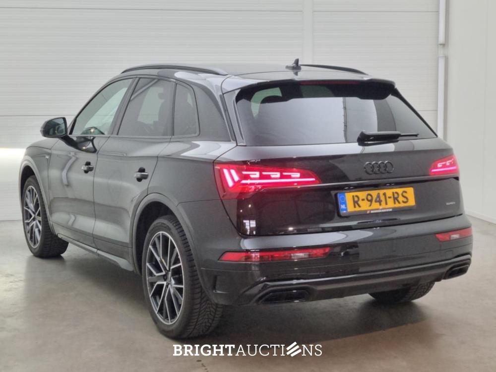 Audi Q5 40 S edition TFSI 204pk 2022 (Origineel-NL), R-941-RS
