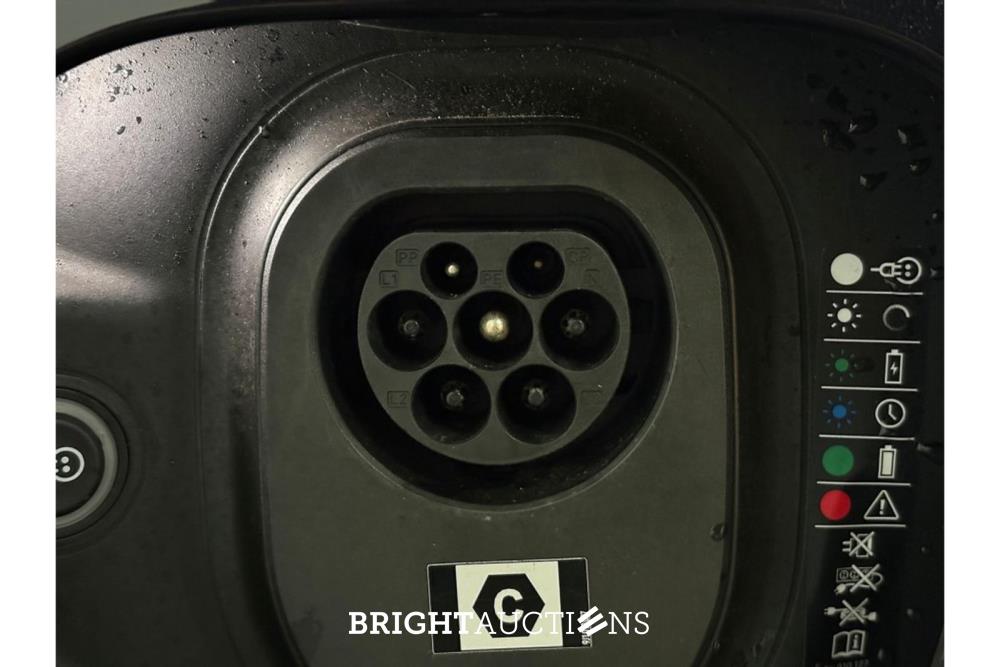 Porsche Taycan GTS 93 kWh 517pk 2023 (Origineel-NL), S-120-KG