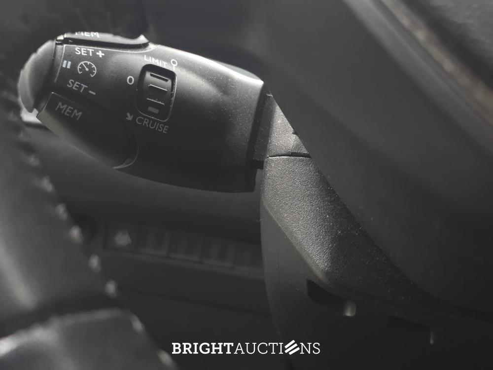 Peugeot 2008 Blue Lease Active 1.2 PureTech 102pk 2021 (Origineel-NL), K-558-SR