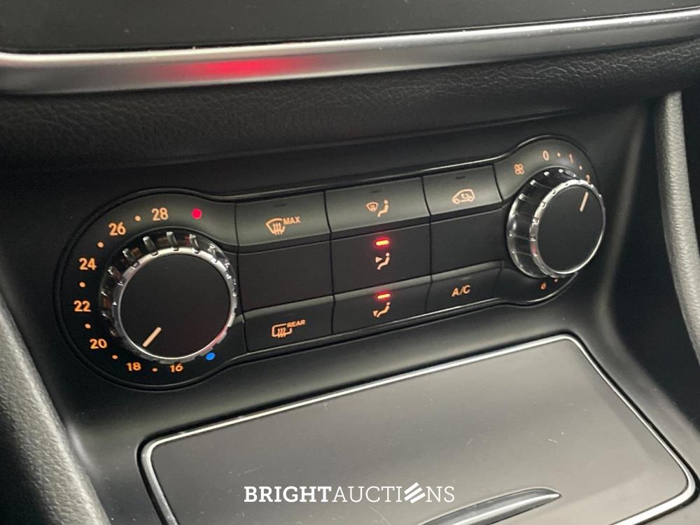 Mercedes-Benz CLA 180 Business Solution AMG 122pk 2017 CLA-Klasse, RT-050-T