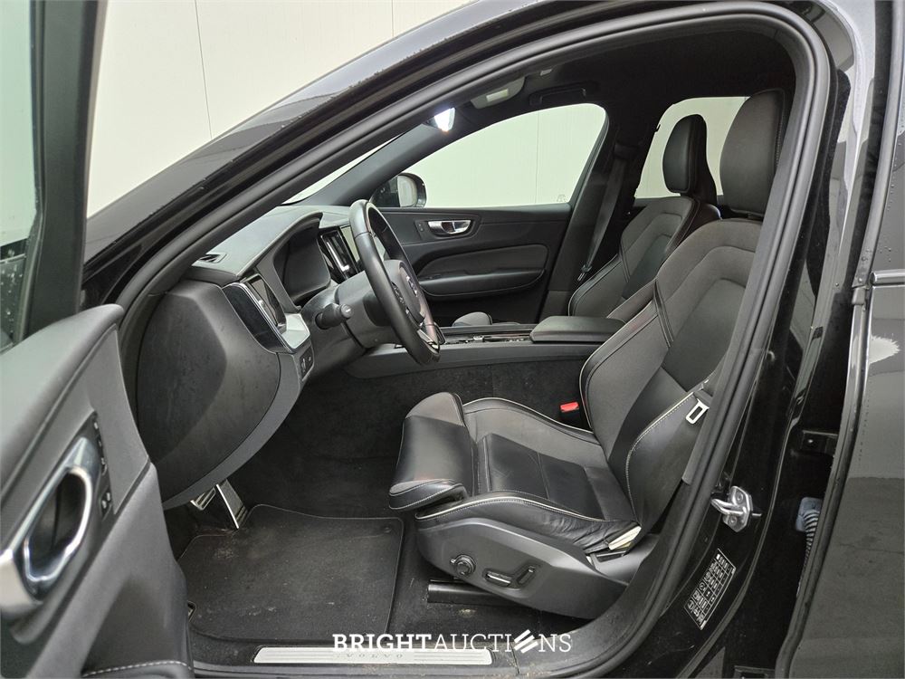 Volvo XC60 B4 Inscription 2.0 197pk 2022, R-499-PK