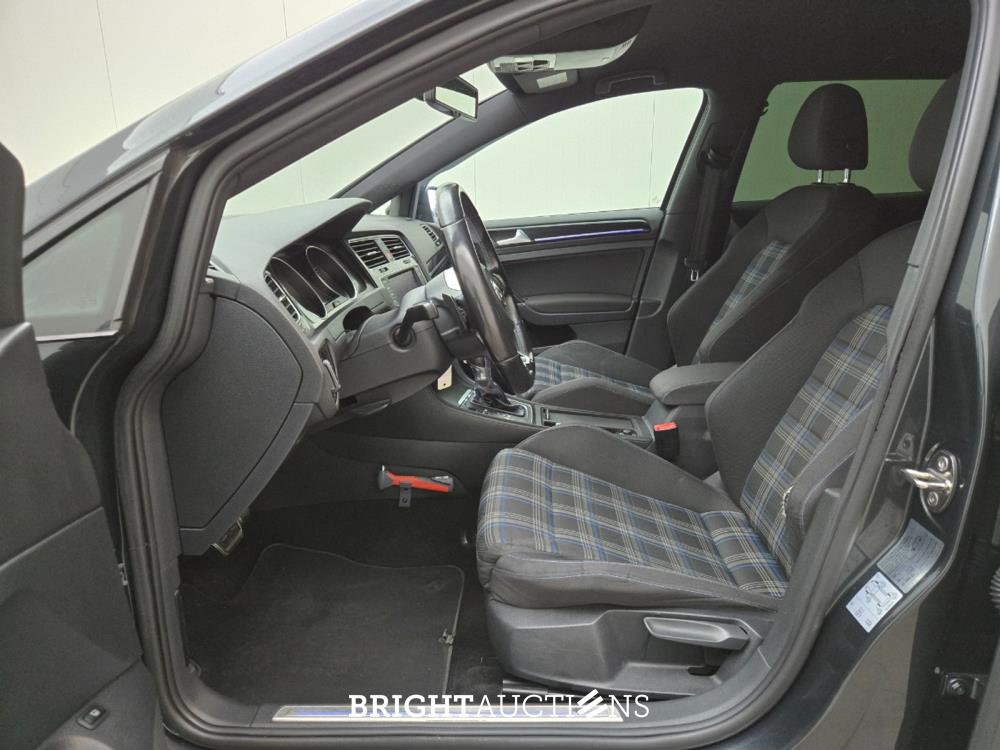 Volkswagen Golf GTE 1.4 TSI 150pk 2014 (Origineel-NL), 2-XVG-58