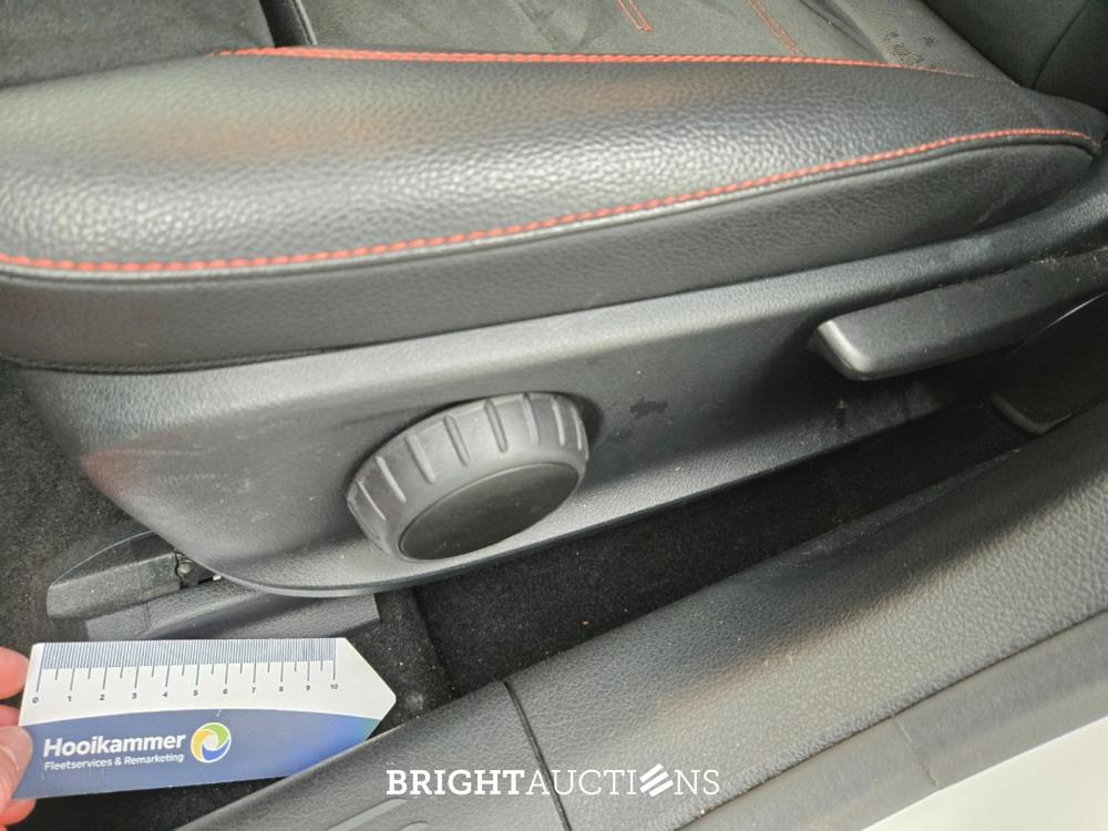 Mercedes-Benz A250 e Business Solution AMG Limited 262pk 2020 A-klasse, Z-645-DJ
