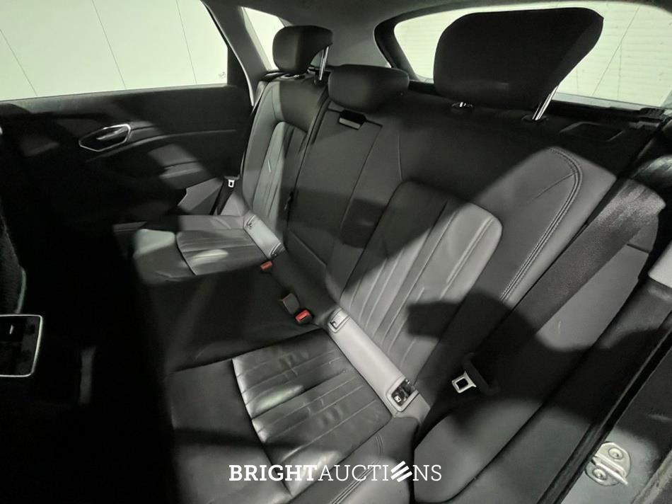 Audi e-tron 50 quattro Business edition Plus 71 kWh 313pk 2020 (Origineel-NL), K-587-KK