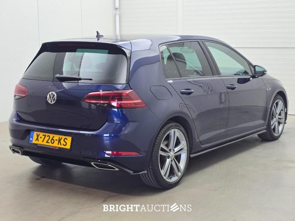 Volkswagen Golf Highline Business R 1.5 TSI 150pk 2018, X-726-KS