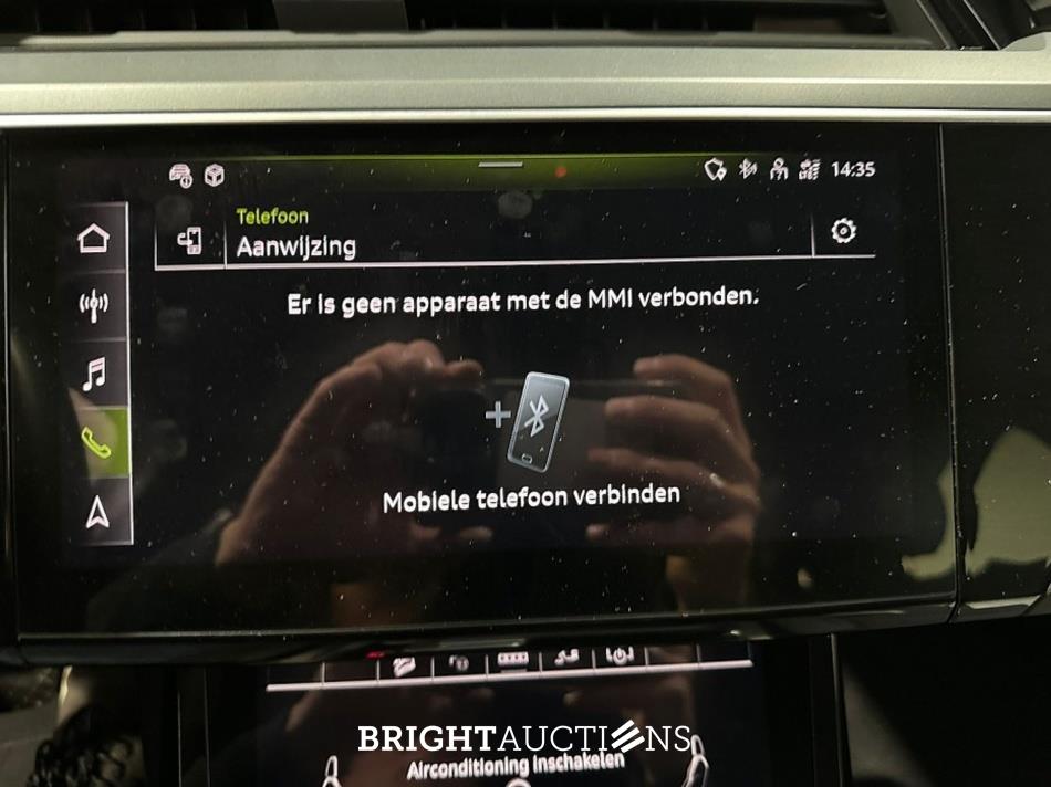 Audi Q8 e-tron 50 quattro Advanced Edition 95 kWh 340pk 2023 (Origineel-NL), T-629-HS