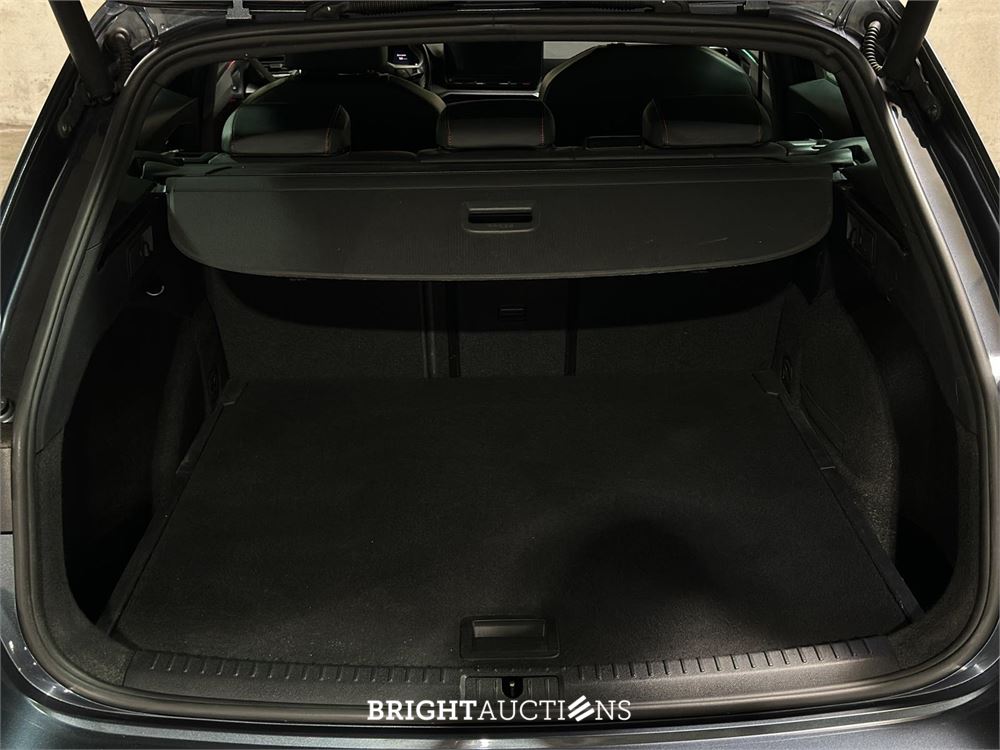SEAT Leon Sportstourer 2.0 TDI FR Launch Edition 150pk 2020 (Origineel-NL + 1e eigenaar) Automaat, K-471-GB