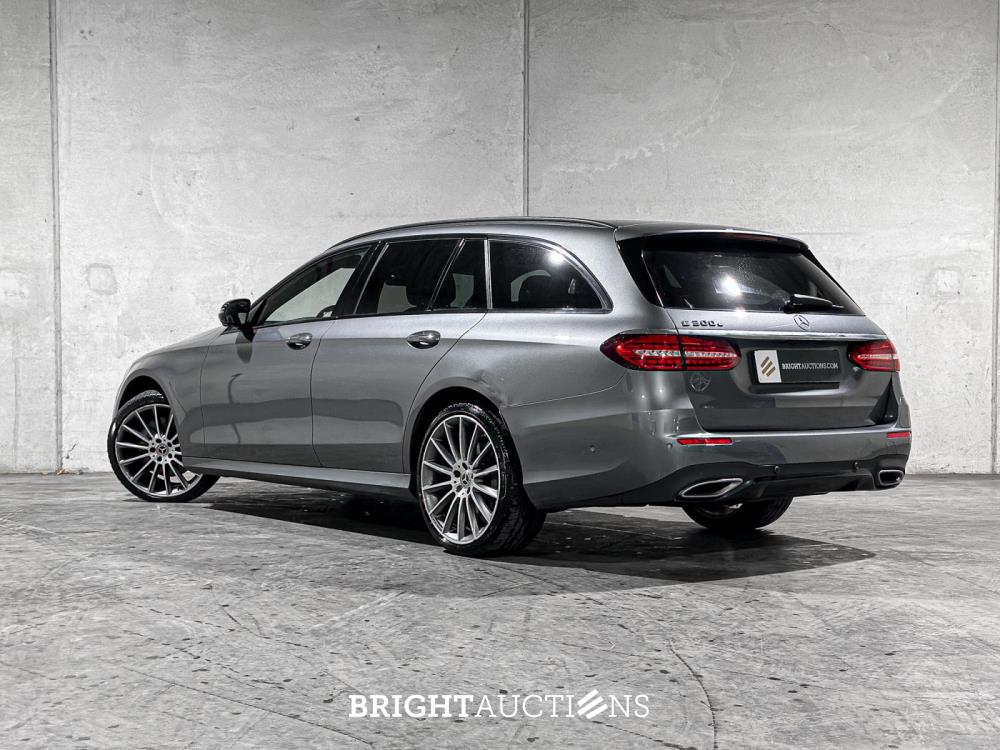 Mercedes-Benz E300 e Business Solution AMG 320pk 2022 (Origineel-NL & 1 Eigenaar) Plug-In Hybrid E-klasse Estate 9G-TRONIC, N-863-TR