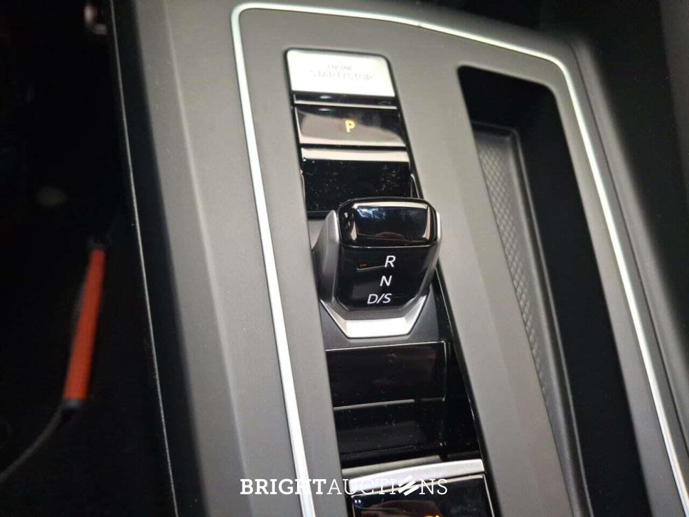 Volkswagen Golf Variant eTSI R-Line Business 1.5 DSG 150pk 2021 (Origineel-NL), L-846-ZF