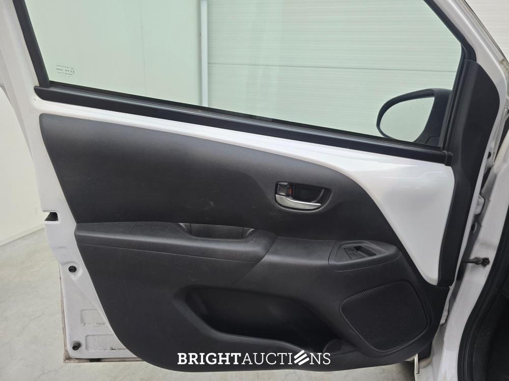 Toyota Aygo VVT-i x-cite ultimate 1.0 72pk 2022 (Origineel-NL), N-440-XN