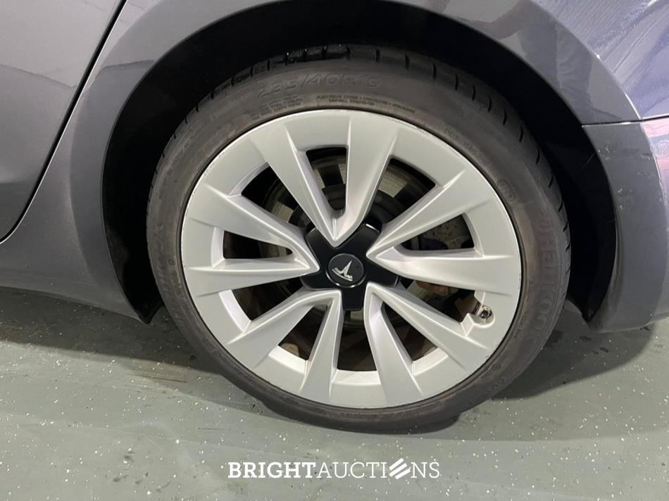 Tesla Model 3 Standard RWD Plus 60 kWh 238pk 2023 (Origineel-NL), S-225-TN