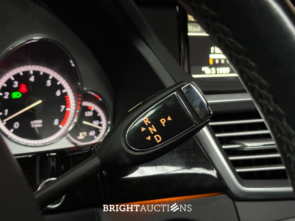 Mercedes-Benz E500 AMG 5.5 V8 388pk 2010 E-Klasse Youngtimer