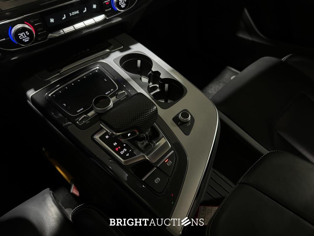 Audi Q7 3.0 TDI V6 e-tron Quattro Sport S-Line 258pk 2016 (Origineel-NL & 1e Eigenaar) Plug-In Hybrid, NB-194-Z (BTW AUTO)