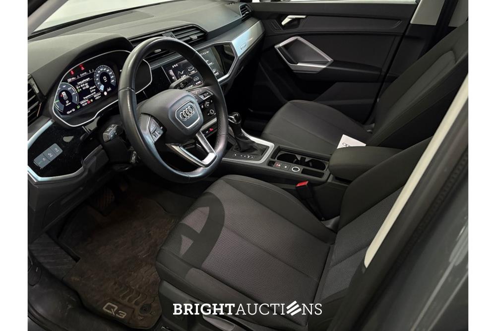 Audi Q3 45 e Advanced edition TFSI 266pk 2022 (Origineel-NL), P-044-SK