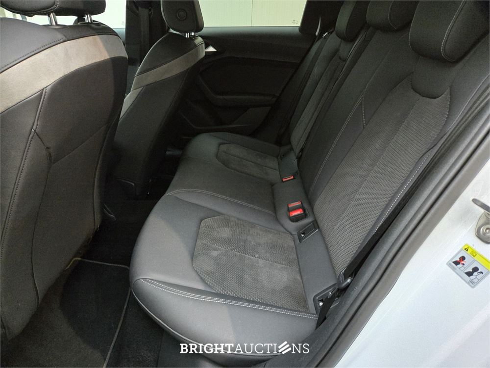 Audi A1 citycarver 30 epic TFSI 116pk 2019, X-200-BG