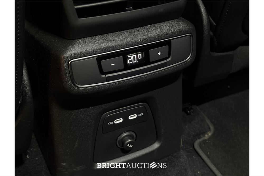 Audi Q4 50 S edition Quattro 77 kWh 2021 (Origineel-NL), N-596-SR