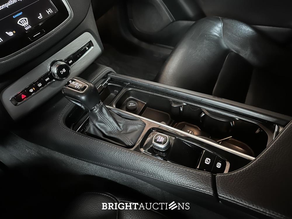 Volvo XC90 2.0 D4 90th Anniversary Edition 7p. 190PK 2019 (Origineel-NL), XG-827-B