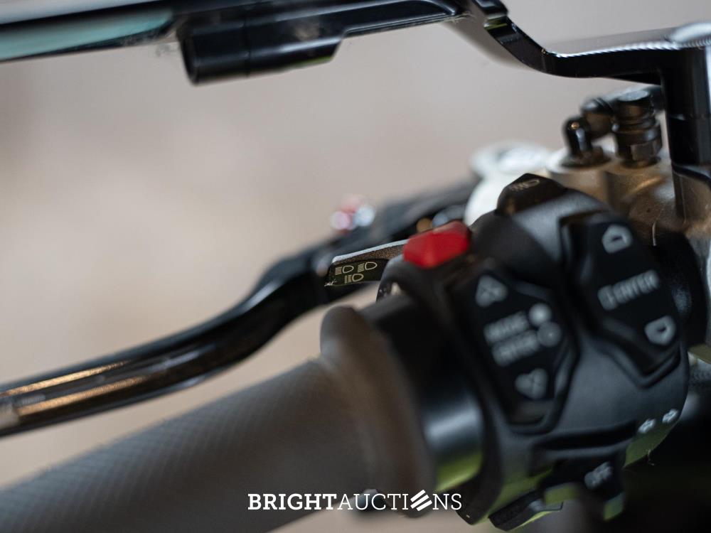 Ducati Streetfighter V4 Lamborghini 1103cc 208pk 2023
