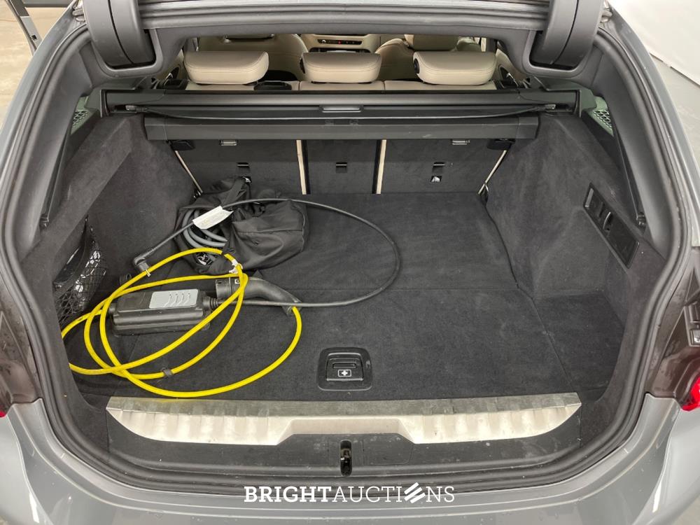 BMW 3-serie Touring 292pk 2023 (Origineel-NL), S-021-ND