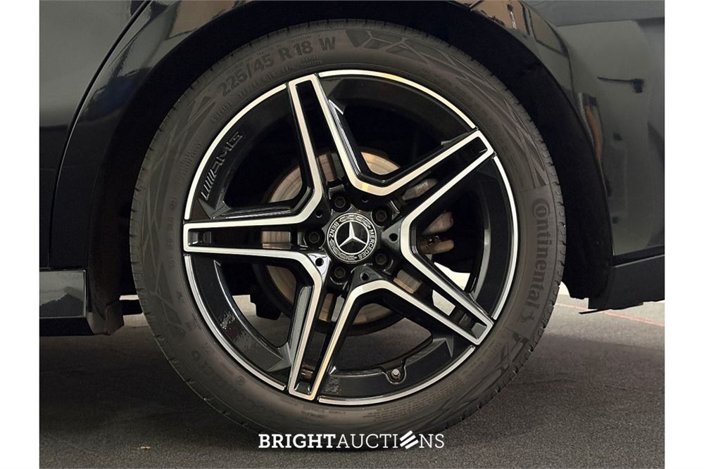 Mercedes-Benz CLA180 Business Solution AMG 136pk 2022 (Origineel-NL) CLA-Klasse, P-827-VV