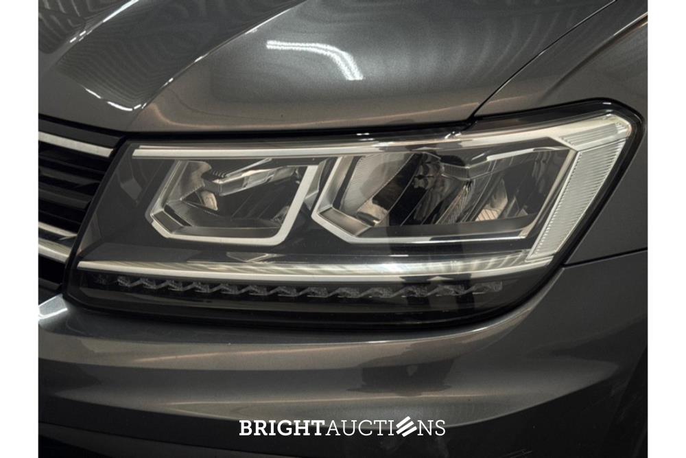 Volkswagen Tiguan ACT Highline Business R 1.5 TSI 150pk 2020 (Origineel-NL), H-070-NT