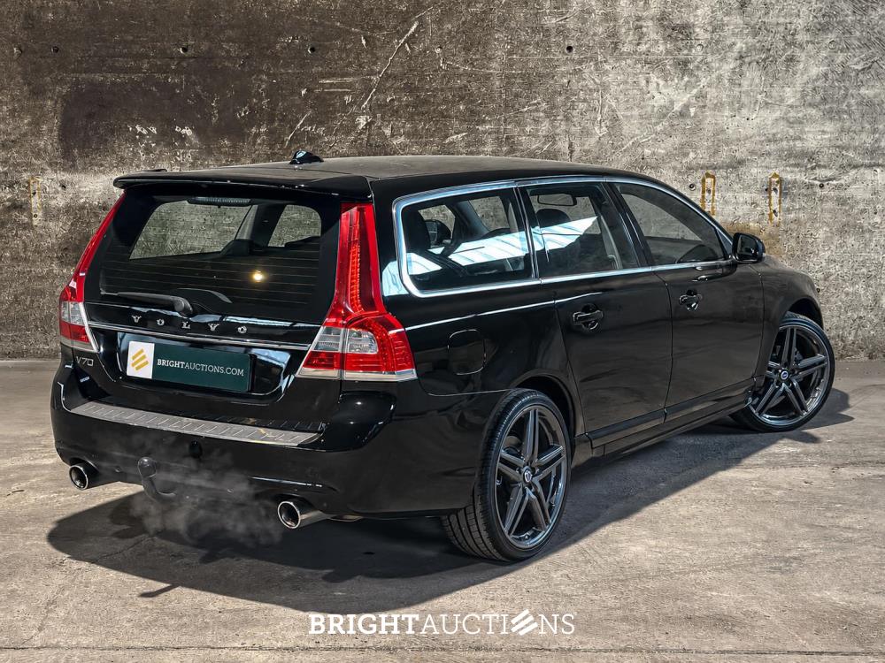 Volvo V70 2.0 T5 Summum 241pk 2017, Z-082-HJ