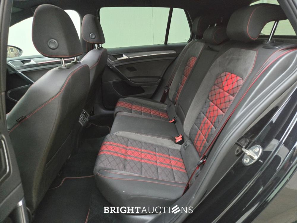 Volkswagen Golf GTI TCR 2.0 TSI 290pk 2019, T-176-XR